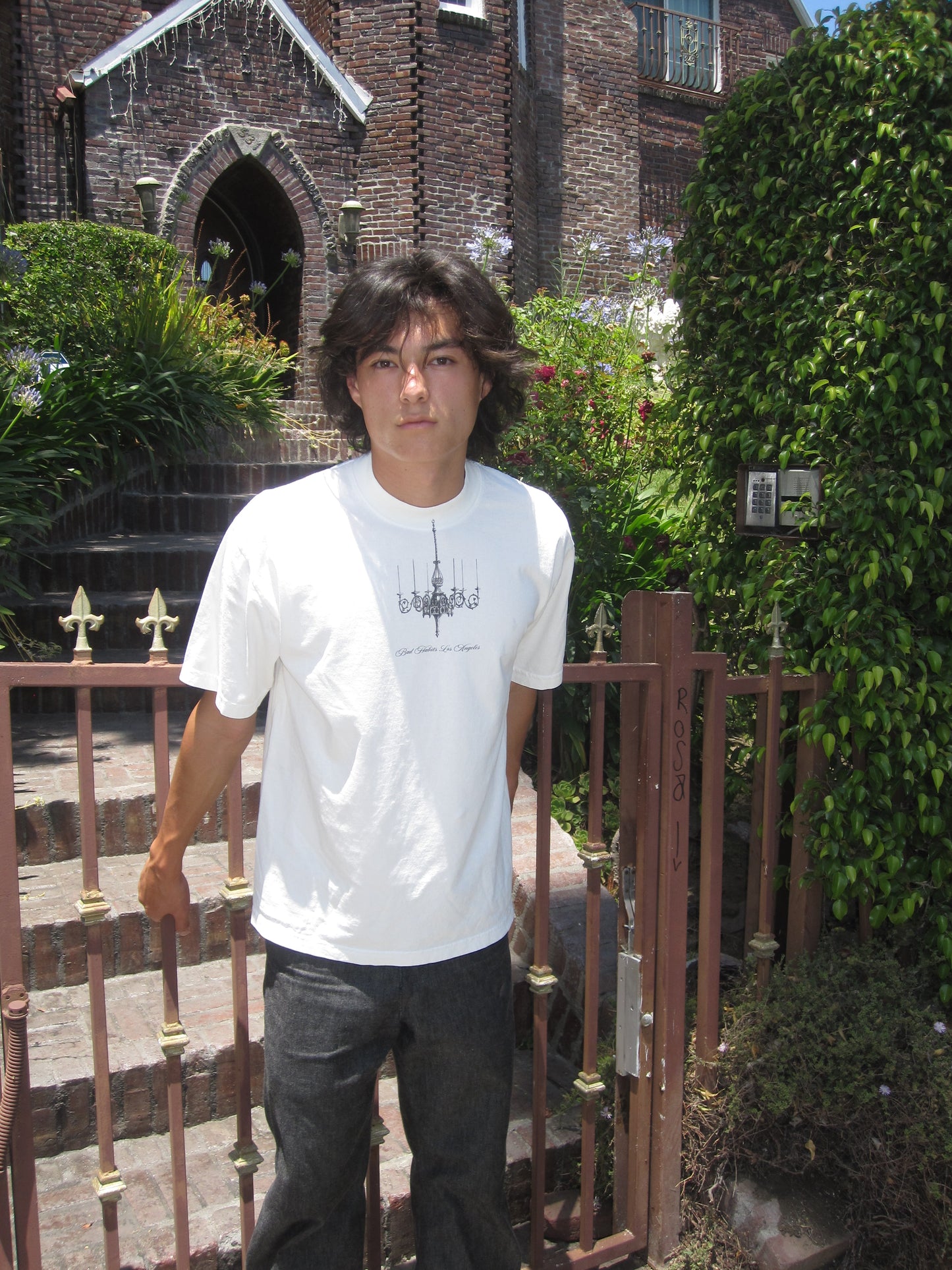 Chandelier tee (off white)